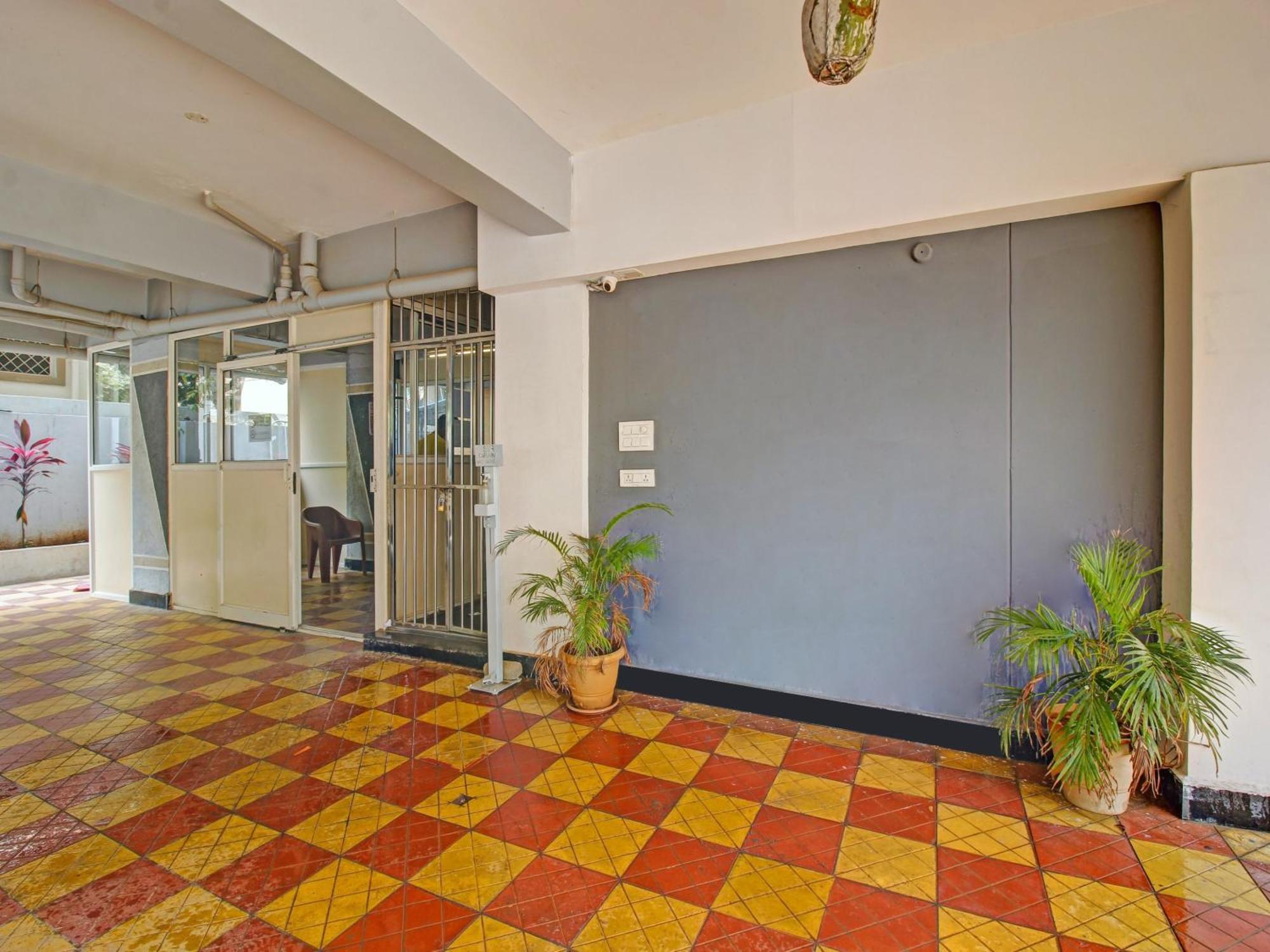 Hotel O Svr Silver Key Lingampalli Exterior photo